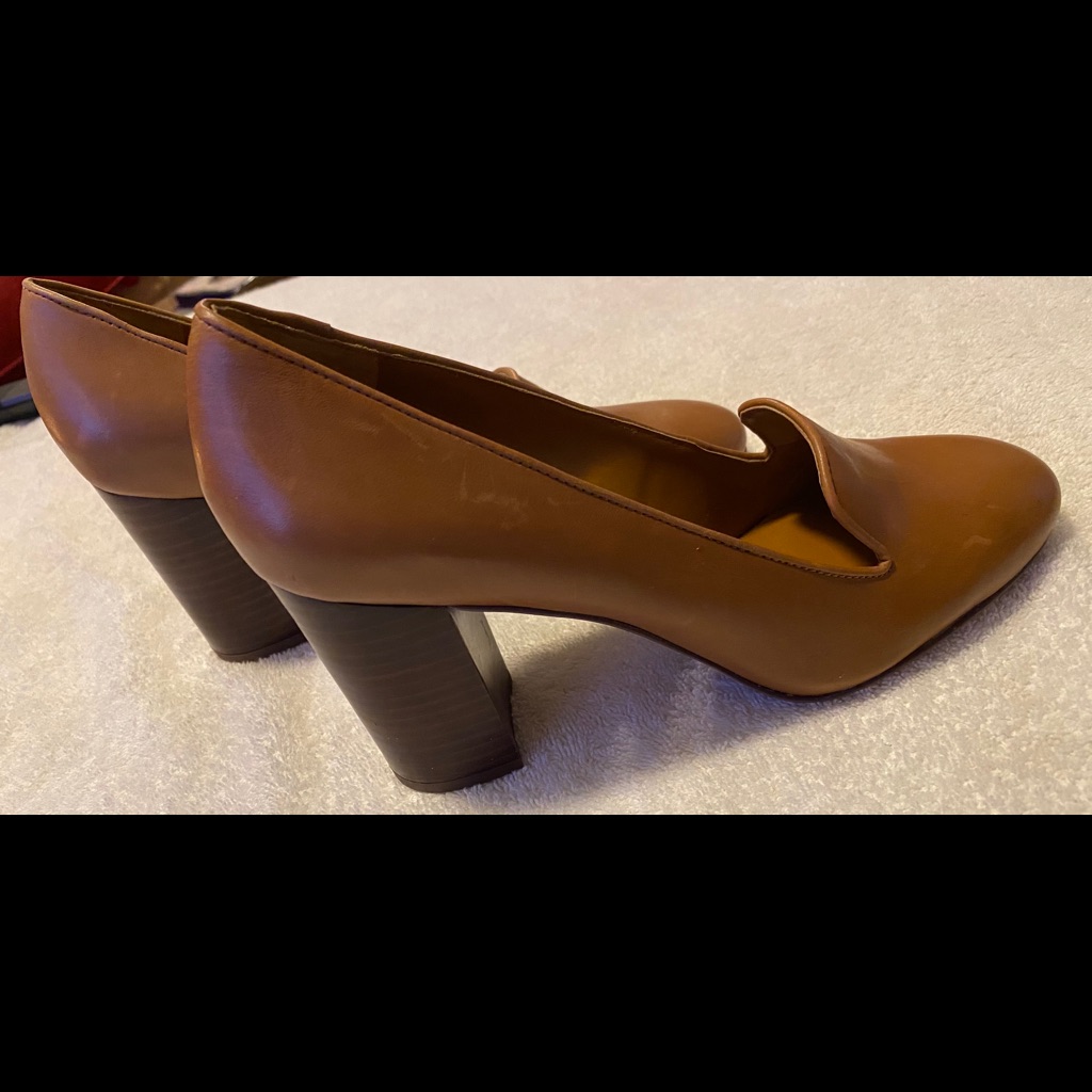 Brand New  Gorgeous Leather Heels By Franco Sarto  Box 57